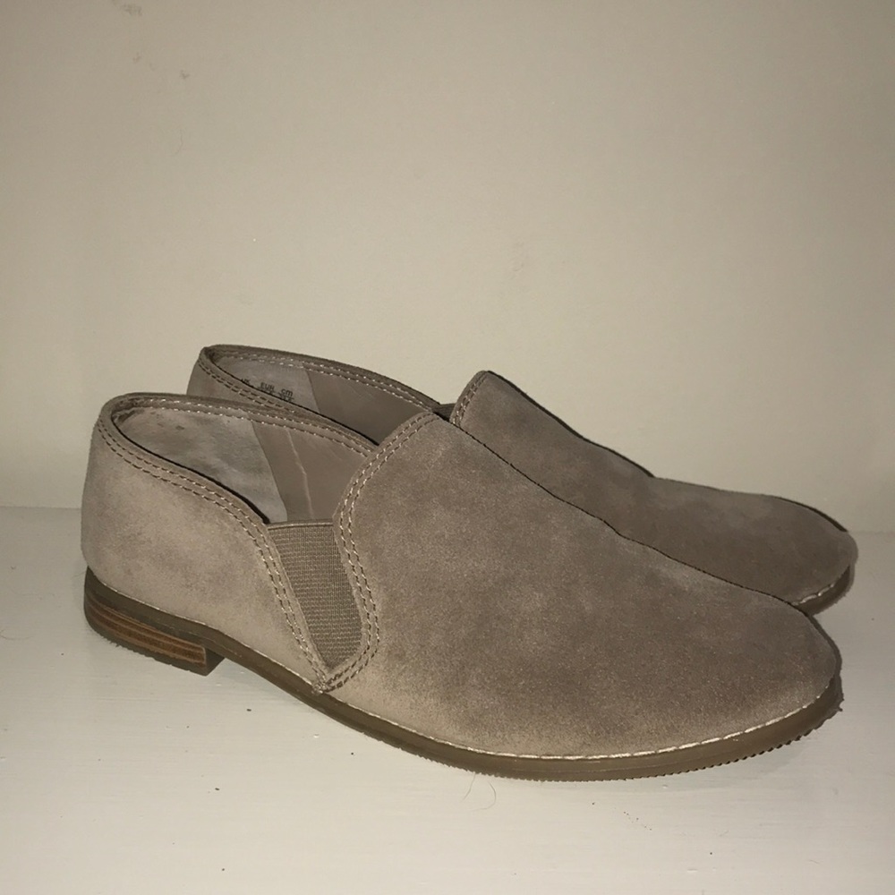 Franco Sarto Slip-on Flat in Grey